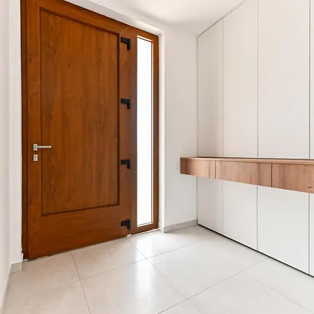 Villa House Sint